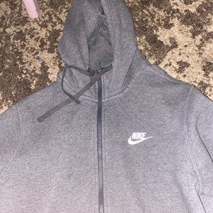 Nike sweatshirt